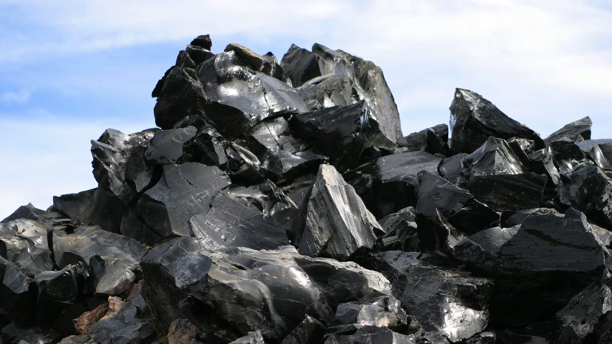 Raw natural obsidian rock outcrop in the Armenian highlands — Ashlar House