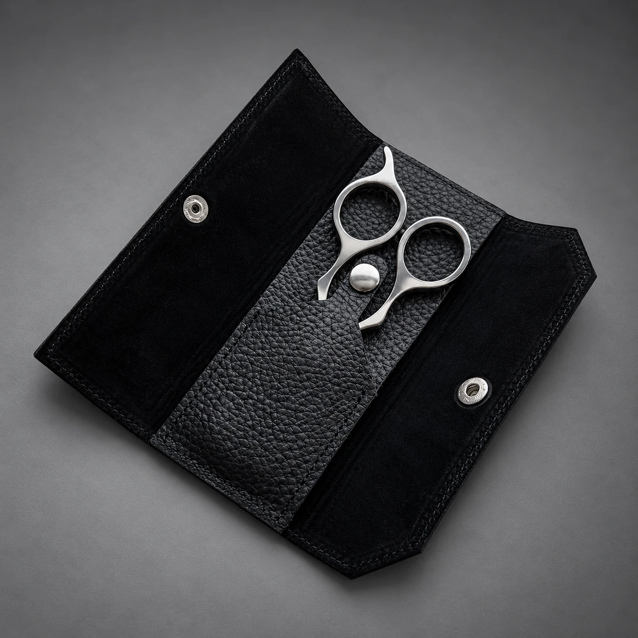 Celtic Knot leather case – open, showing soft nubuck interior with Celtic Knot scissors in place
