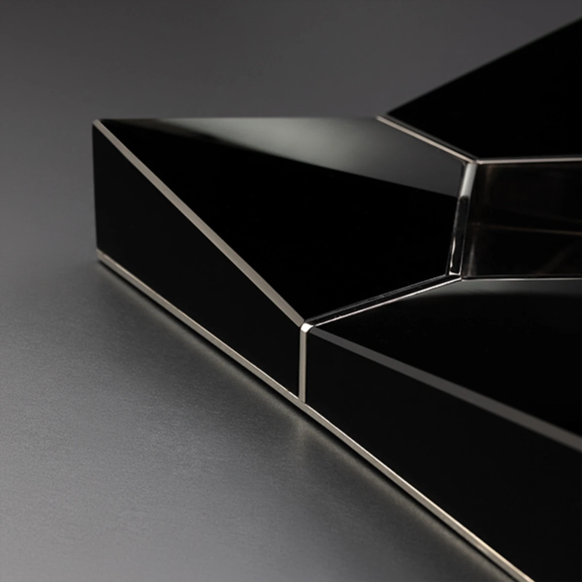 Sinatra Black ashtray — side profile, obsidian and steel detail